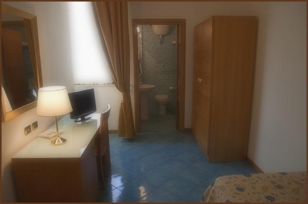 City Hotel Casoria Eksteriør billede