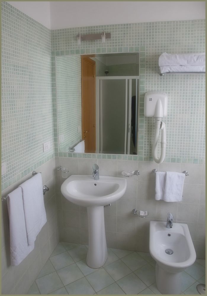 City Hotel Casoria Eksteriør billede