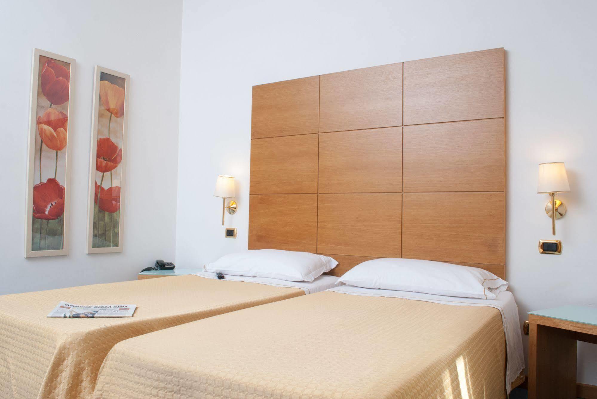 City Hotel Casoria Eksteriør billede